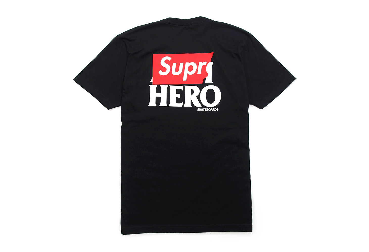 最安値 supreme Tシャツ コラボ antihero Tシャツ/カットソー(半袖/袖