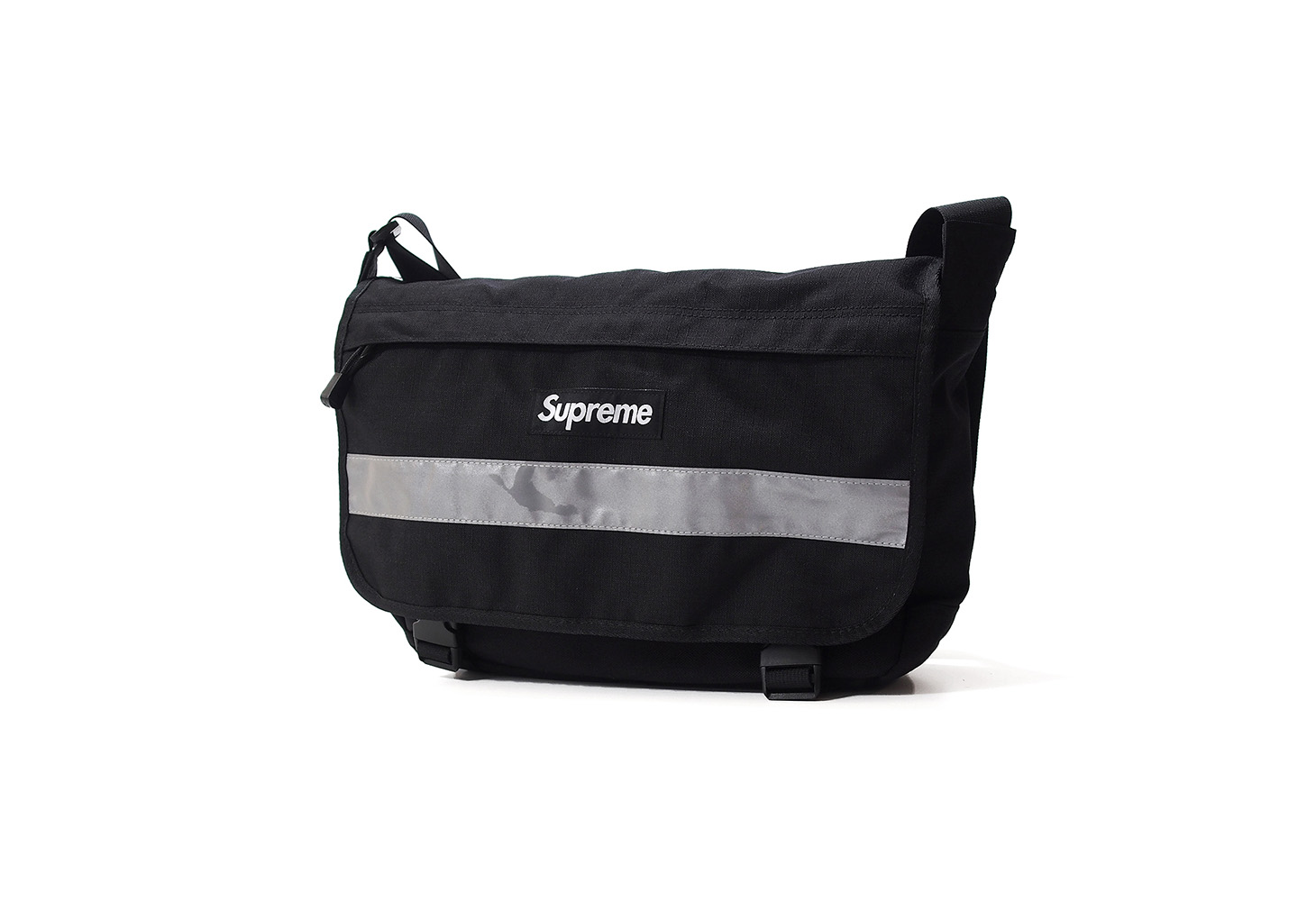 supreme messenger bag